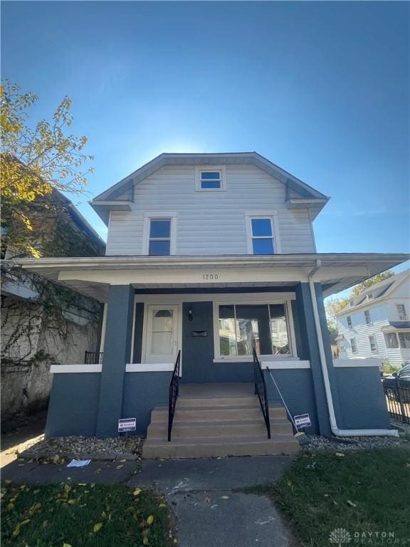 view of front facade featuring a porch