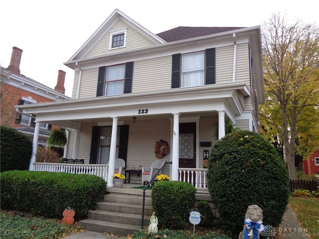 view of front facade with a porch