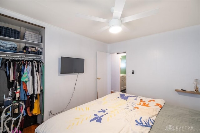 bedroom featuring a closet and ceiling fan