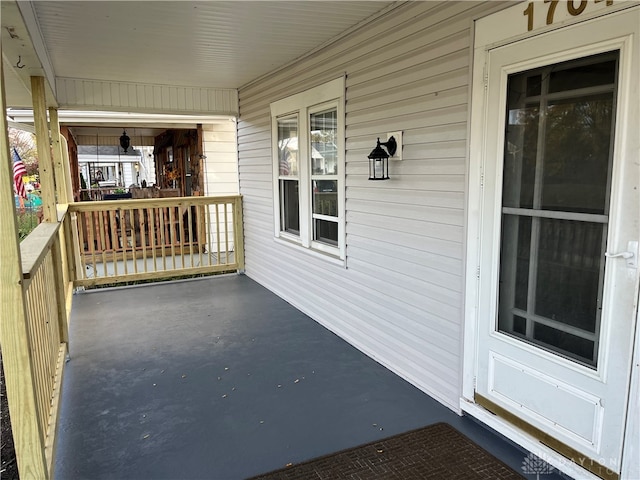 view of patio / terrace featuring covered porch