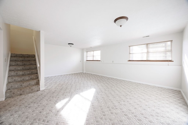 empty room featuring carpet