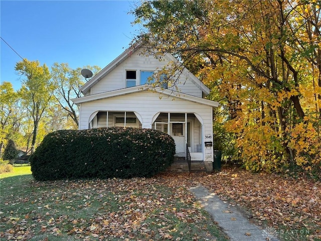 view of front of property