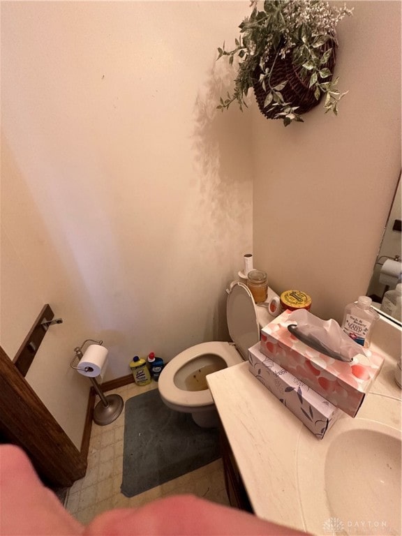 bathroom featuring toilet