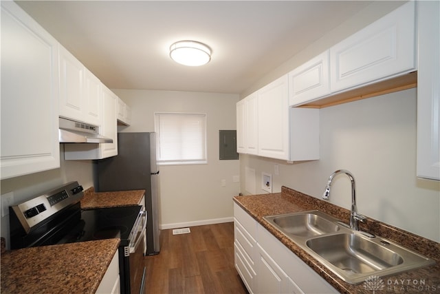 kitchen with sink, dark wood-type flooring, stainless steel electric stove, white cabinets, and exhaust hood