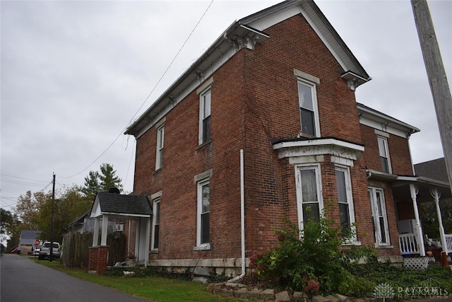 view of home's exterior