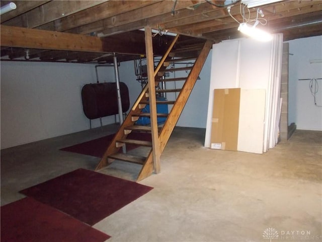 11031 N Montgmy Co L Rd, Union Twp, OH 45309 - basement with oil tank and stairway