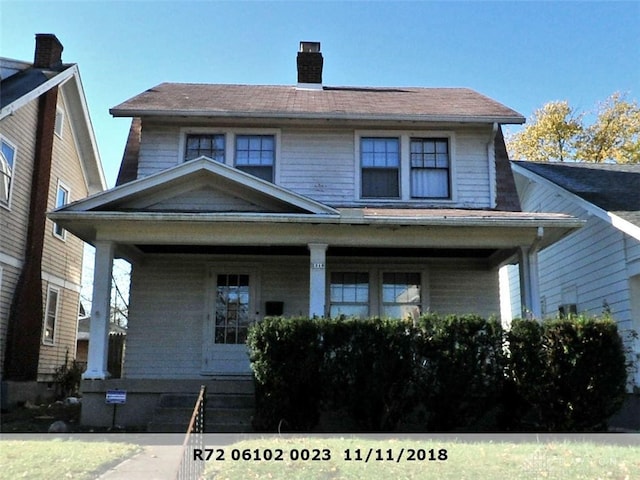 bungalow with a porch