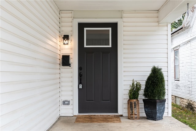 view of property entrance