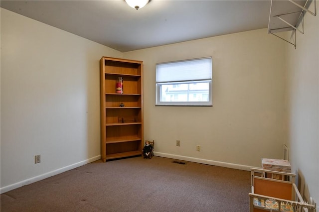 5331 Birchbend Ct, Dayton, OH 45415 - carpeted spare room featuring visible vents and baseboards