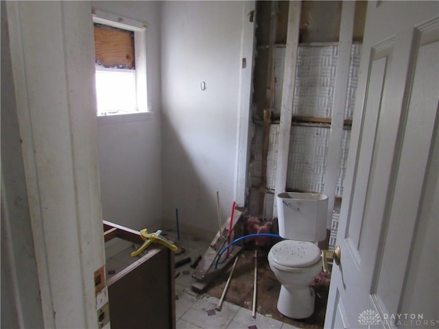 bathroom featuring toilet