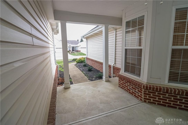 view of patio featuring covered porch