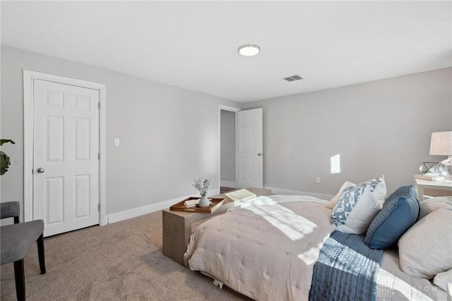 bedroom featuring carpet floors