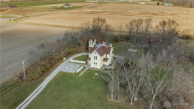 birds eye view of property featuring a rural view