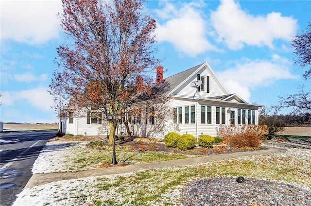 view of front of property