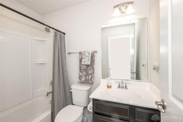 full bathroom featuring vanity, toilet, and shower / bath combo with shower curtain