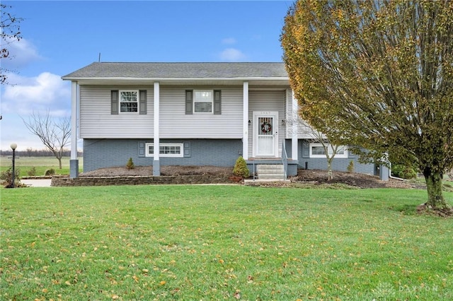 Listing photo 2 for 2467 State Route 730, Wilmington OH 45177