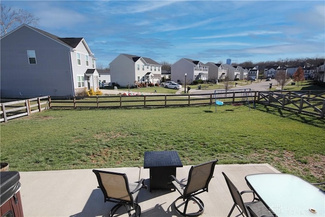 view of yard featuring a patio area