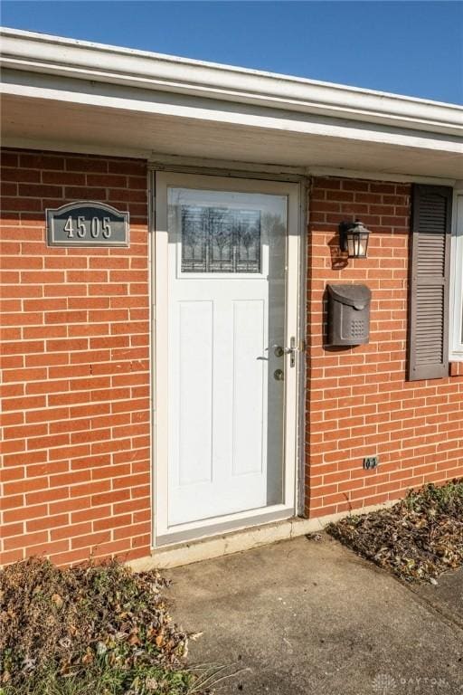 view of property entrance