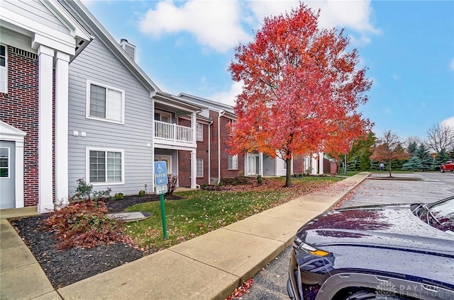 exterior space featuring a yard