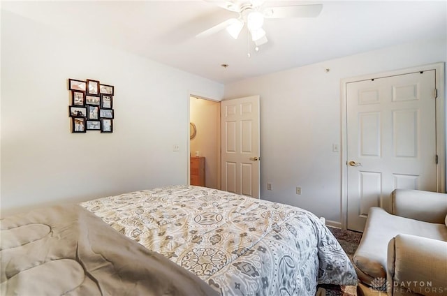 bedroom with ceiling fan