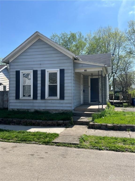 view of front of house with covered porch