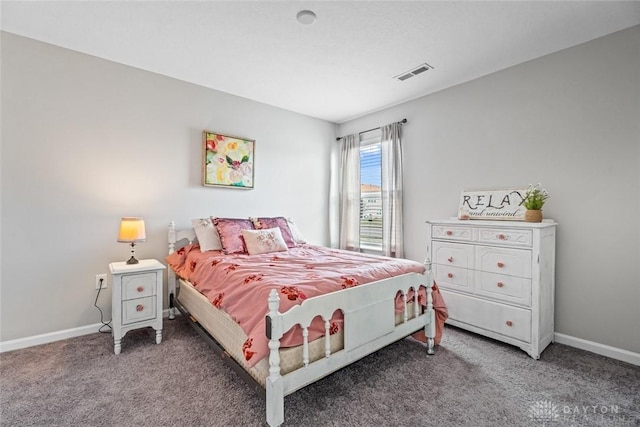 bedroom with carpet flooring