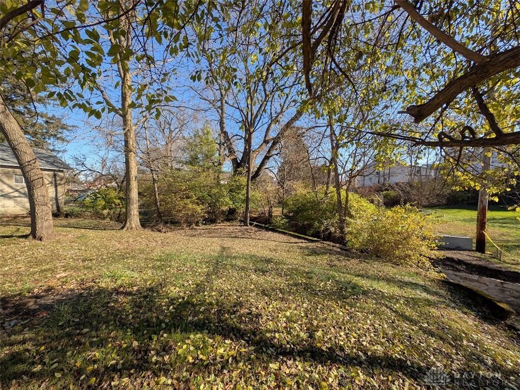136 N Spring St, Wilmington, OH 45177 - view of grassy yard