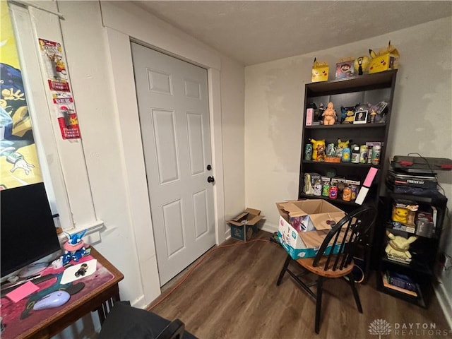 office area with hardwood / wood-style floors