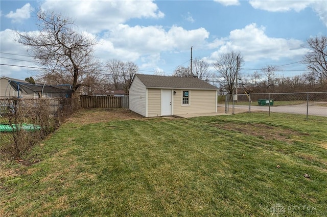 view of outdoor structure featuring a yard