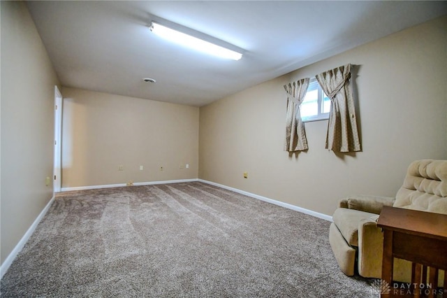 unfurnished room with carpet