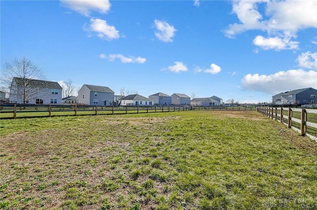 view of yard featuring a rural view