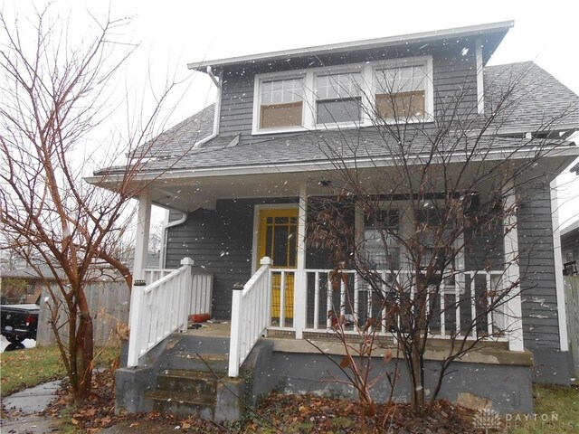 view of front of home featuring covered porch