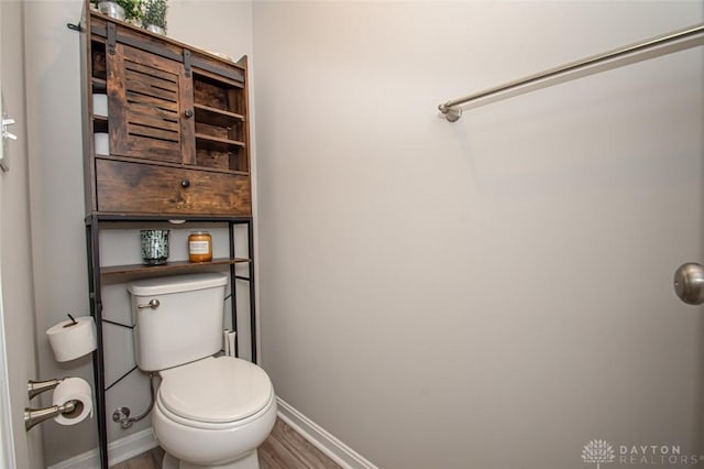 bathroom featuring toilet