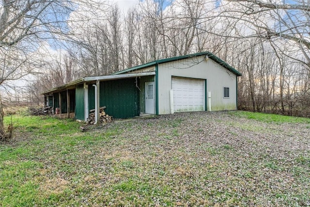 detached garage with driveway