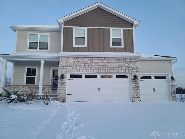 view of front of house featuring a garage