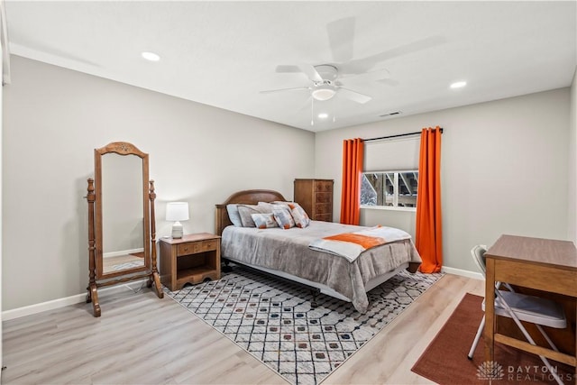 1189 Heathgate Way, Fairborn, OH 45324 - bedroom with light wood-style flooring, baseboards, visible vents, and recessed lighting