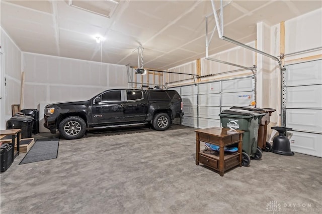1189 Heathgate Way, Fairborn, OH 45324 - garage featuring a garage door opener