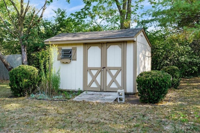 view of outdoor structure