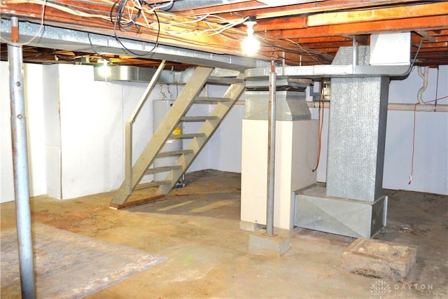 4403 Clayton Rd, Perry Twp, OH 45309 - unfinished below grade area featuring stairs