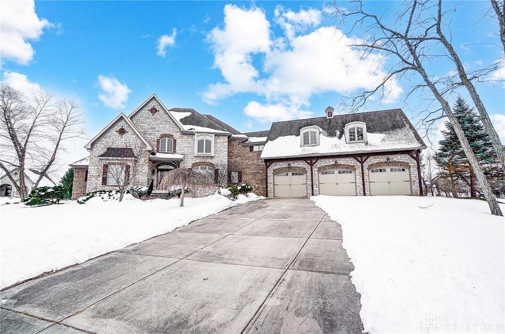 view of front of home featuring a garage