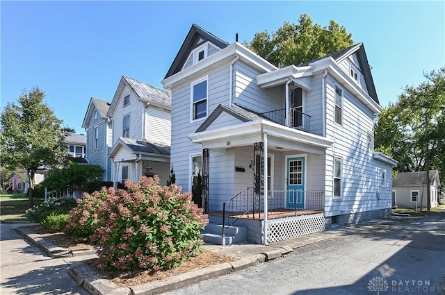 view of front of house featuring a porch