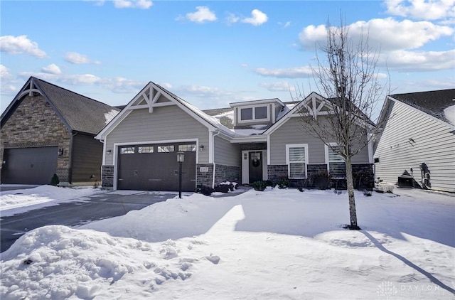 craftsman-style house featuring a garage