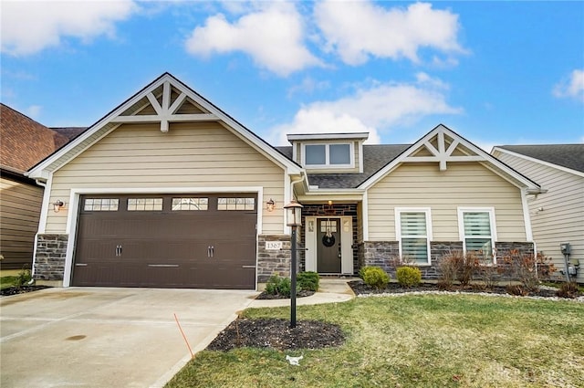 craftsman-style home with a front yard