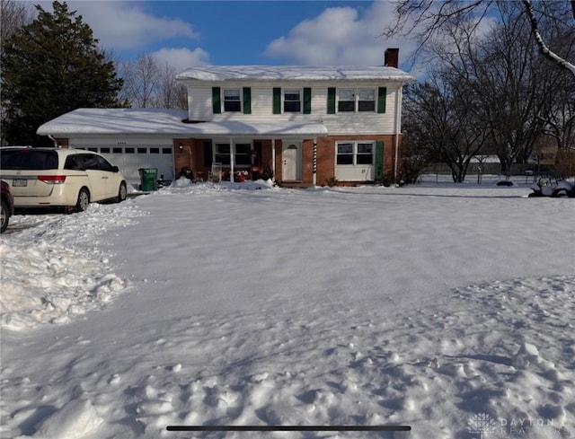 view of front facade featuring a garage