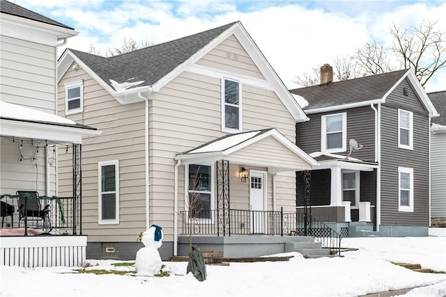 view of front of home