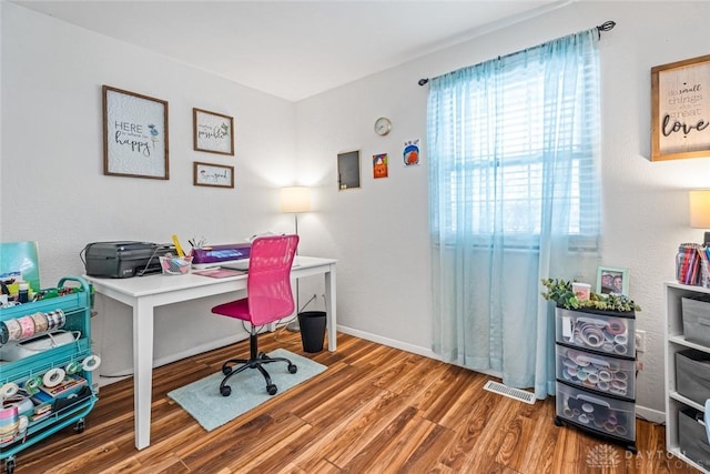 office with hardwood / wood-style floors