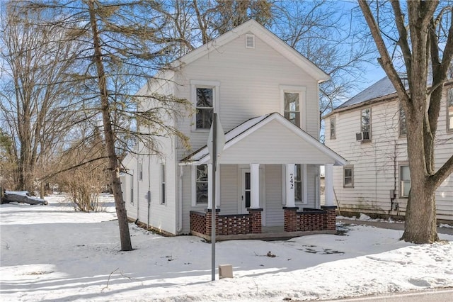 view of front facade with covered porch