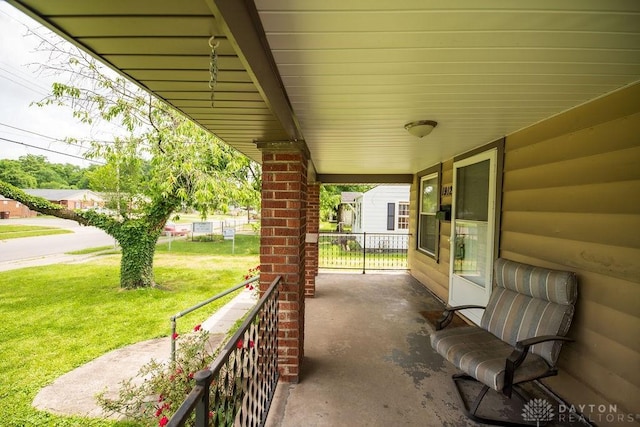 view of patio / terrace with covered porch