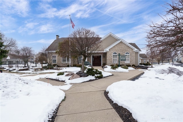 view of front of property