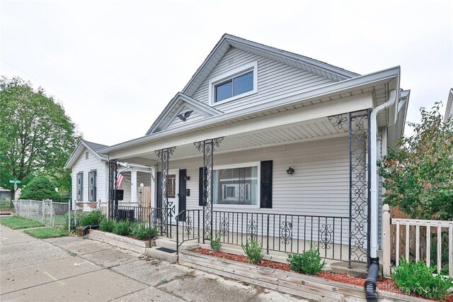 view of front facade featuring covered porch